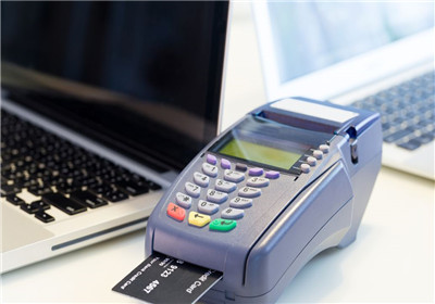 用pos機(jī)養(yǎng)卡是什么意思？