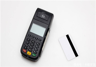 刷卡pos機閃付什么時候到賬？